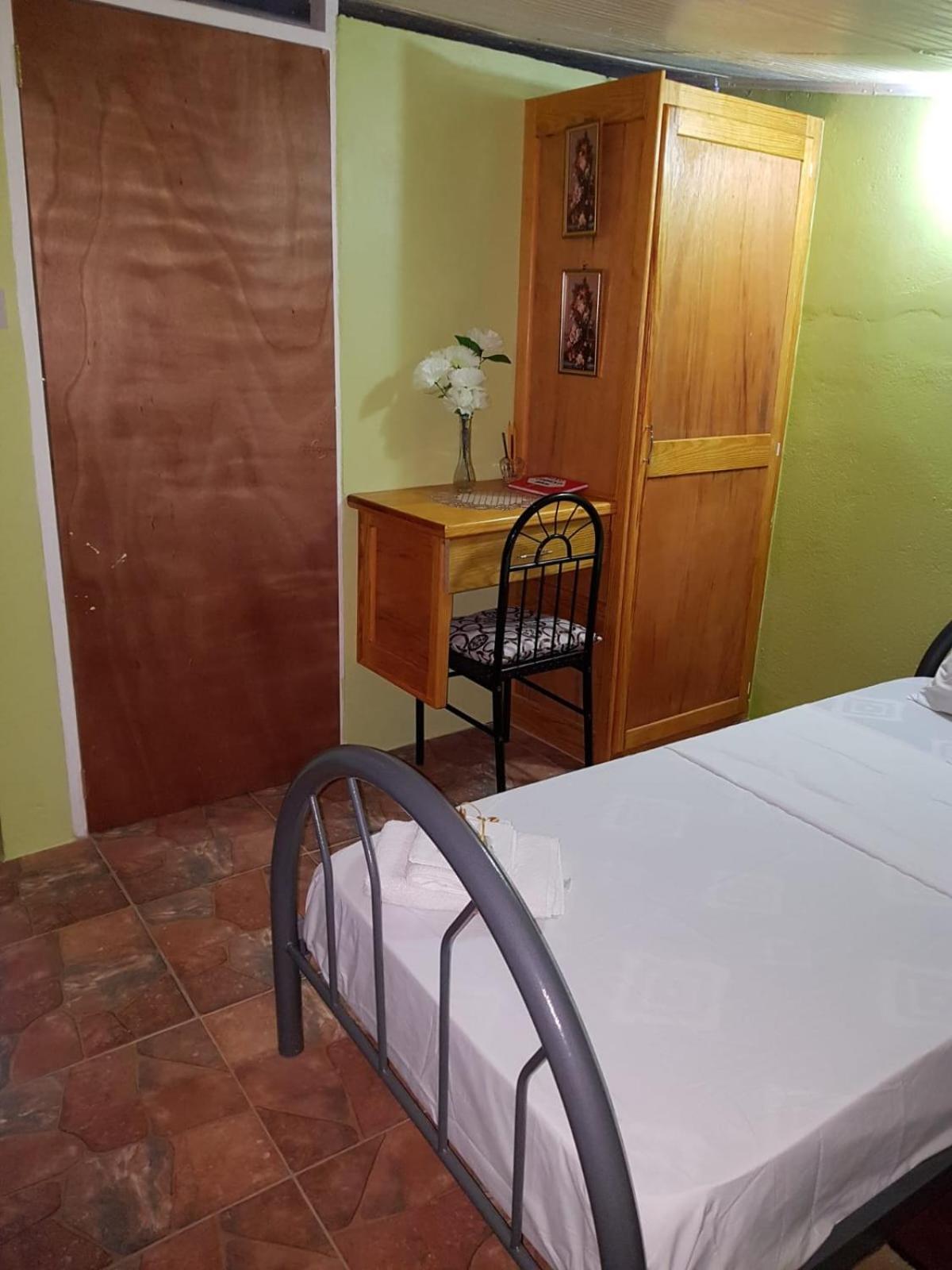 Salz Cozy Inn Roseau Buitenkant foto